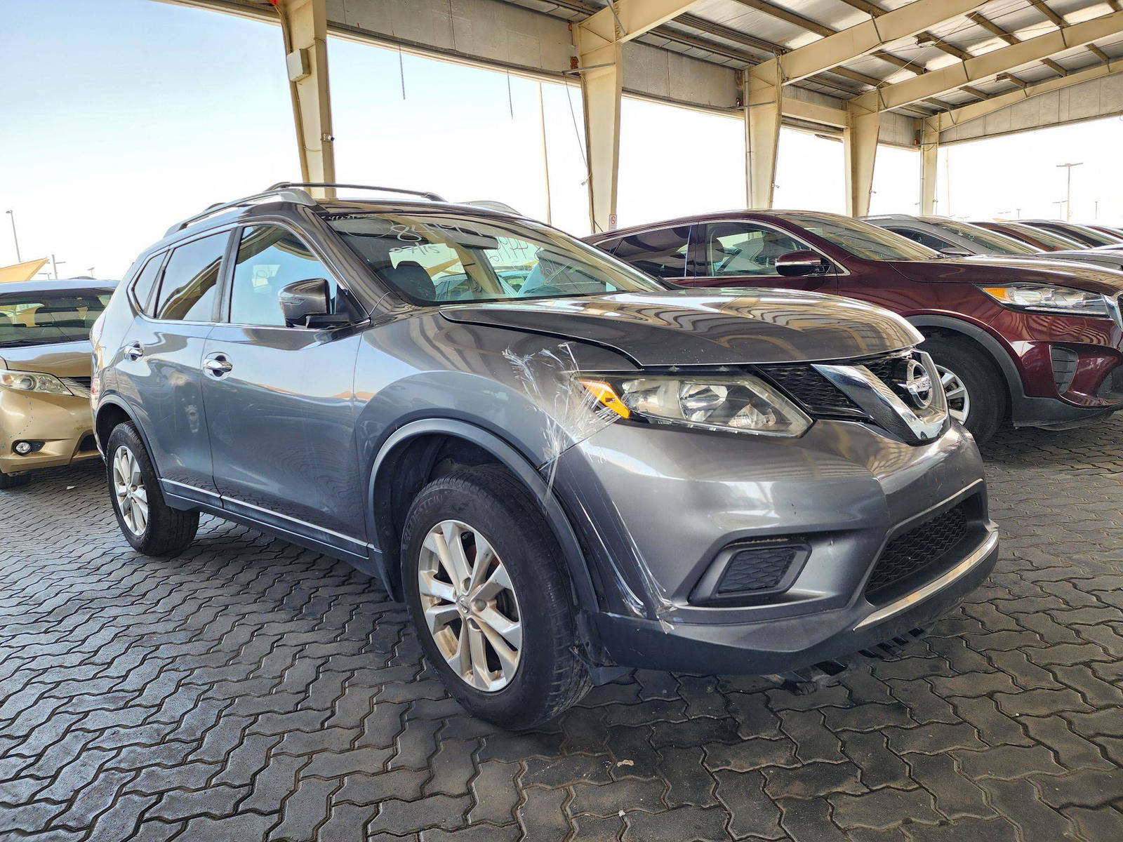 2016 NISSAN ROGUE — 166317 Miles — Lot 81420393 — Souq - Marhaba Auctions Used Cars - Image 4