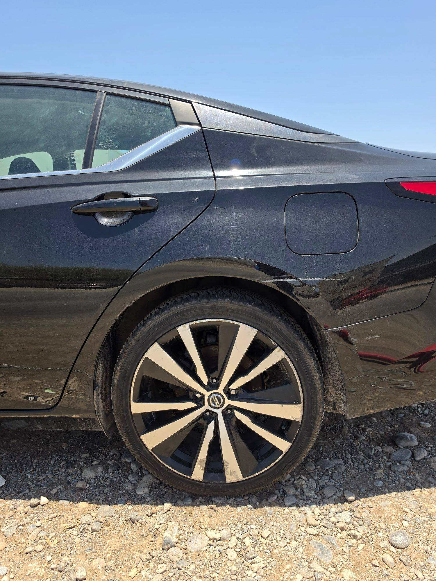 NISSAN ALTIMA 2019 - Marhaba Auction Used Cars - Image 5