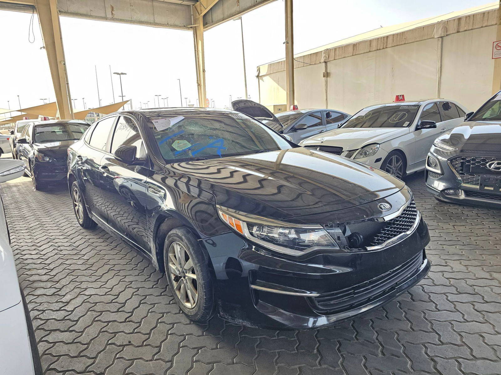 2017 KIA OPTIMA — 122139 Miles — Lot 72954134 — Souq - Marhaba Auctions Used Cars - Image 4