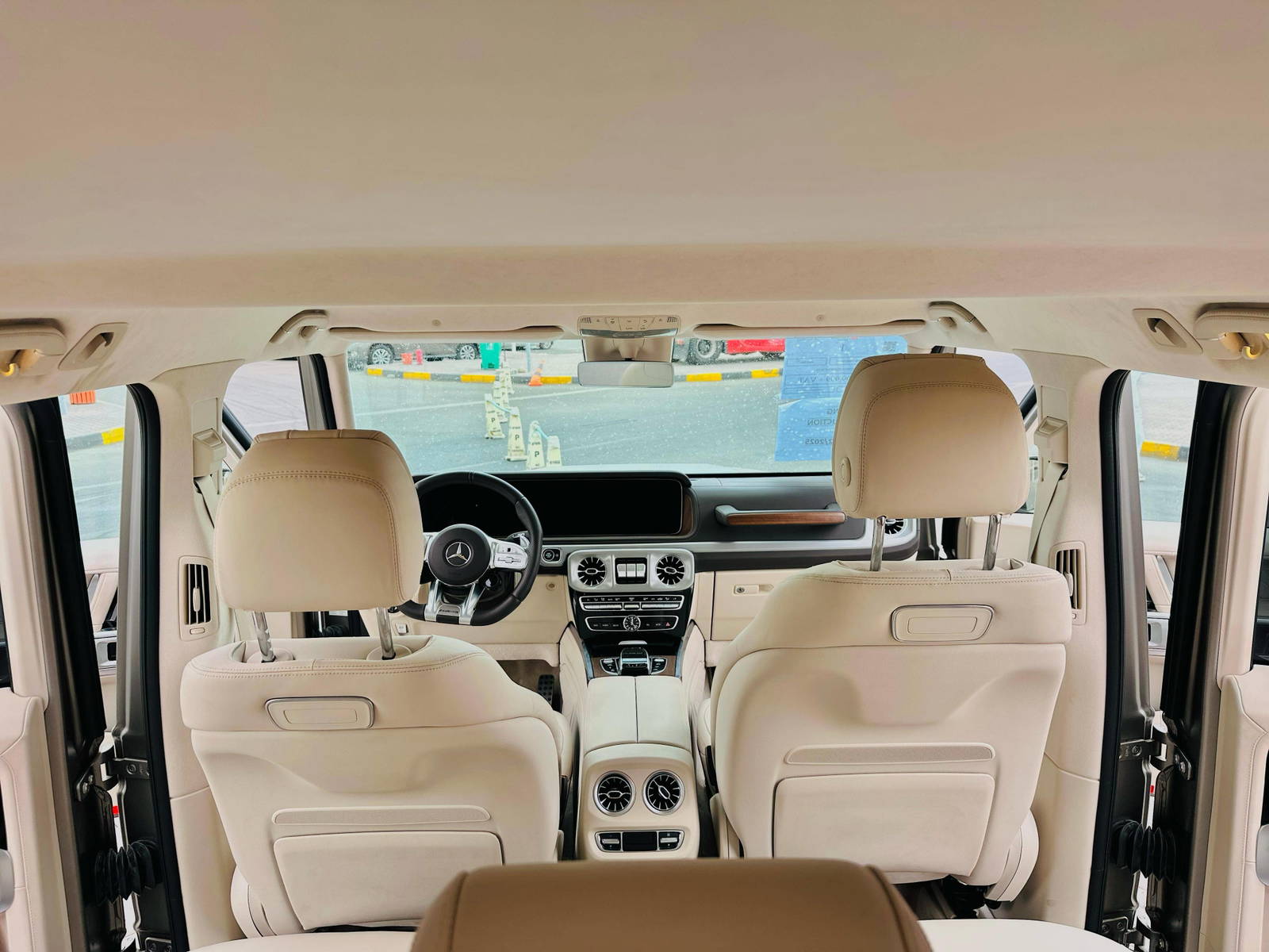 2023 MERCEDES BENZ AMG G63 — 12558 KM — Lot 78173 — Al Quoz - Marhaba Auctions Used Cars - Image 15