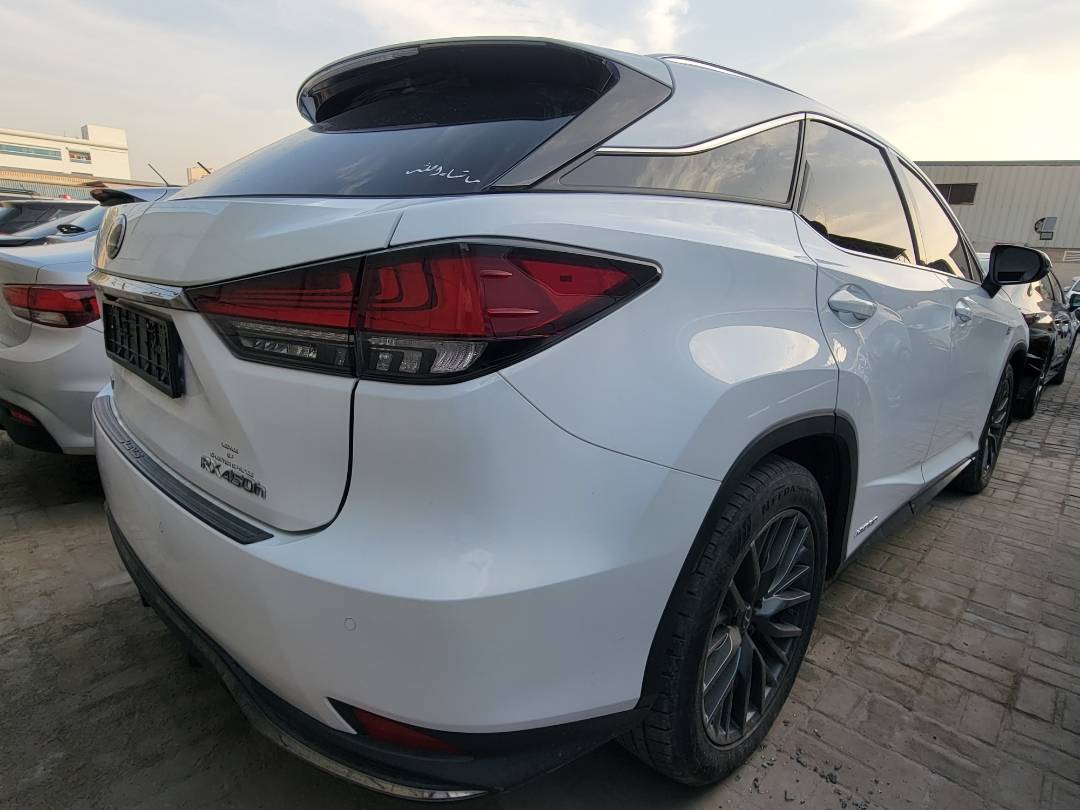 2020 LEXUS RX 450H — 74971 KM — Lot LC056304 — Main - Marhaba Auctions Used Cars - Image 4