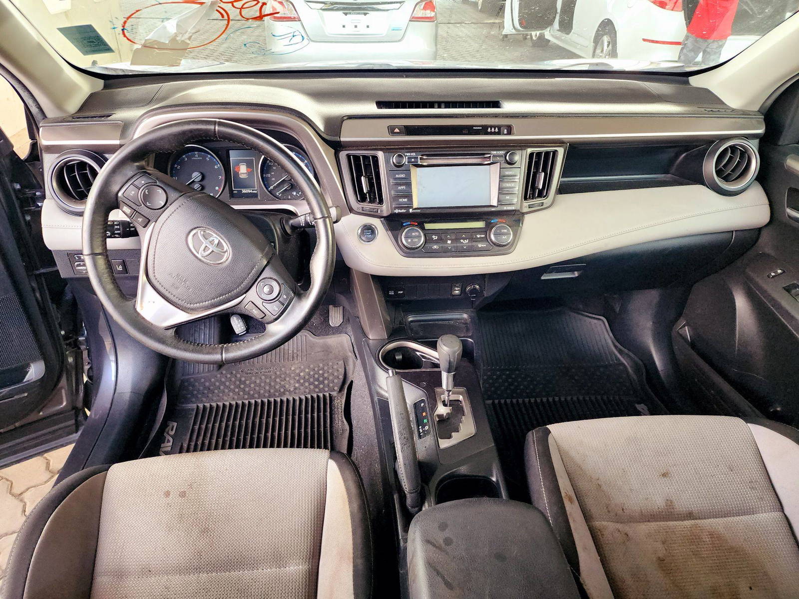 2018 TOYOTA RAV4 — 36094 Miles — Lot REV2JJ731848 — Souq - Marhaba Auctions Used Cars - Image 7