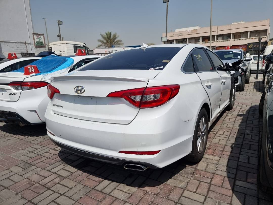2016 HYUNDAI SONATA — 100258 Miles — Lot 214578 — Main - Marhaba Auctions Used Cars - Image 4