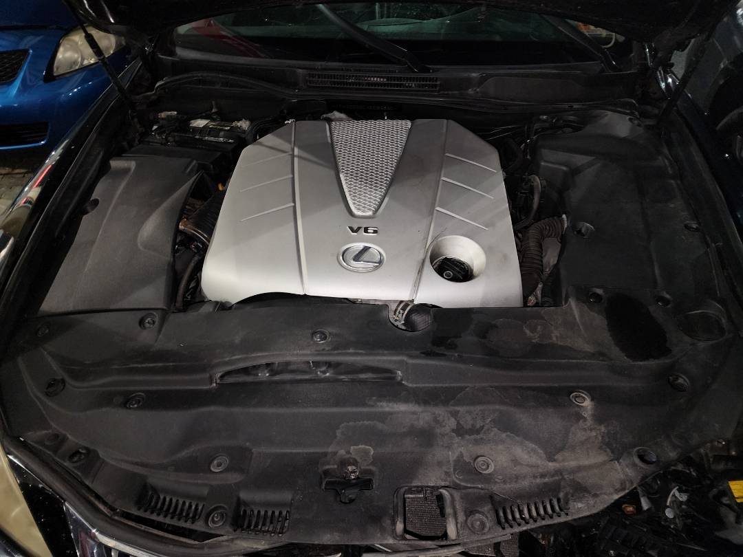 2010 LEXUS IS-350 — 201392 Miles — Lot 82524843 - Marhaba Auctions Used Cars - Image 4