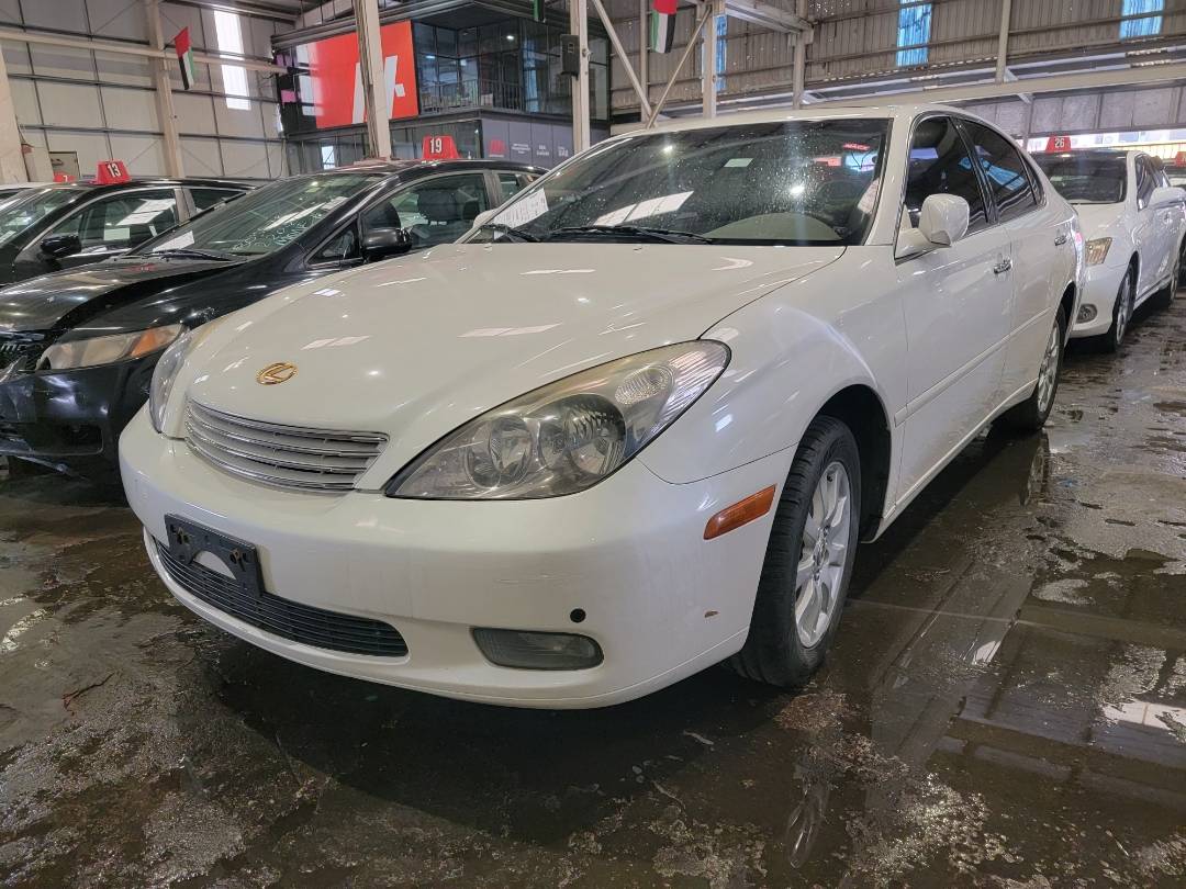 2004 LEXUS ES 330 — 94362 Miles — Lot 007238 — Main - Marhaba Auctions Used Cars - Image 4