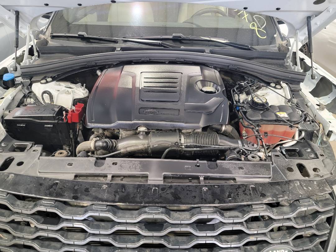 2020 LAND ROVER RANGE ROVER VELAR — 46740 Miles — Lot LA290378 — Main - Marhaba Auctions Used Cars - Image 12