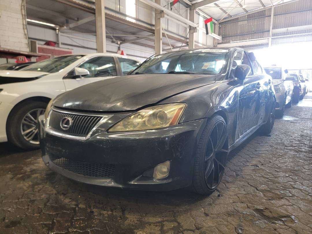 2010 LEXUS IS 250 — 219003 Miles — Lot 5127497 — Souq - Marhaba Auctions Used Cars - Image 5