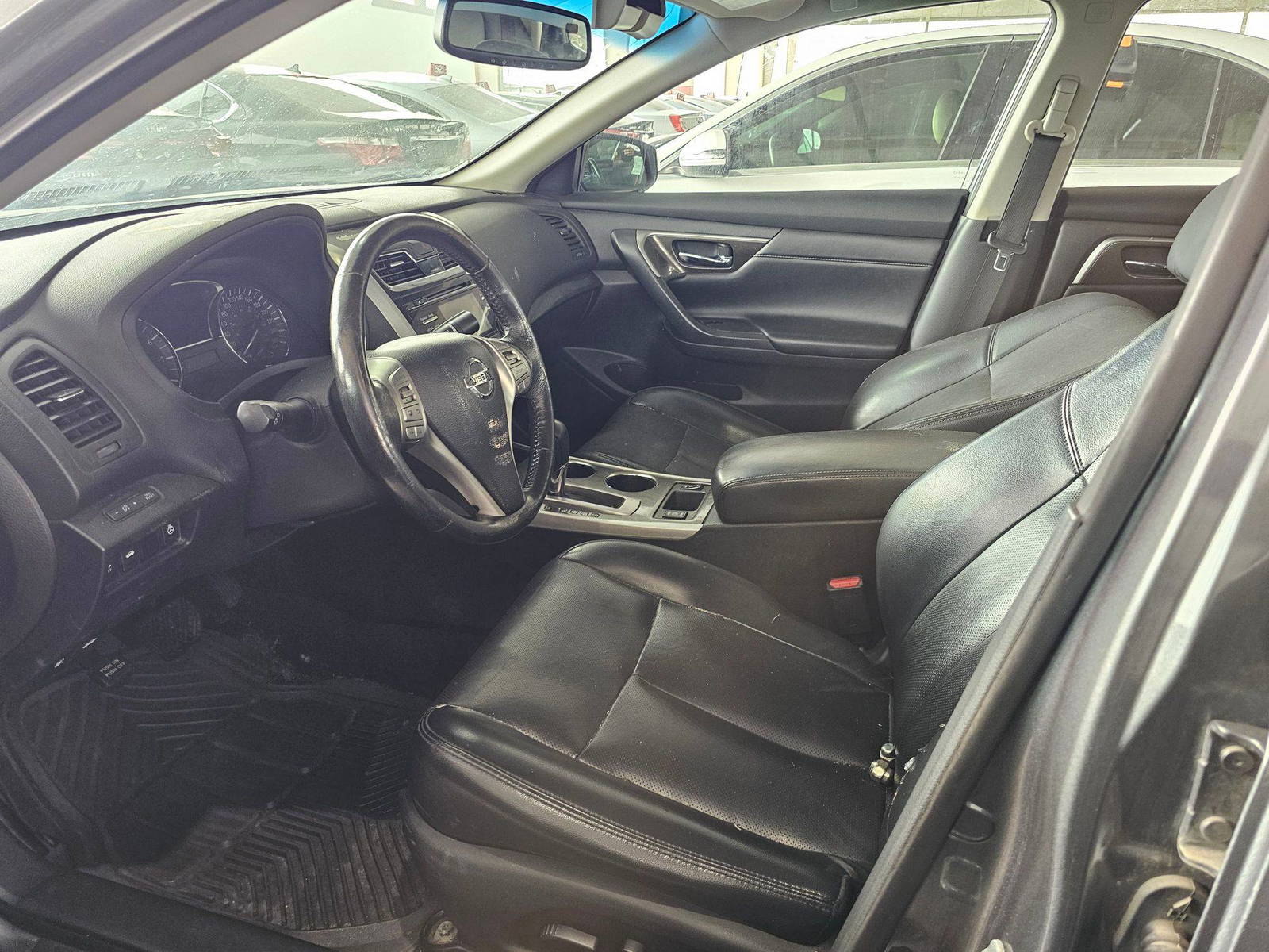 2015 NISSAN ALTIMA — 271042 KM — Lot 56746084 — Souq - Marhaba Auctions Used Cars - Image 9