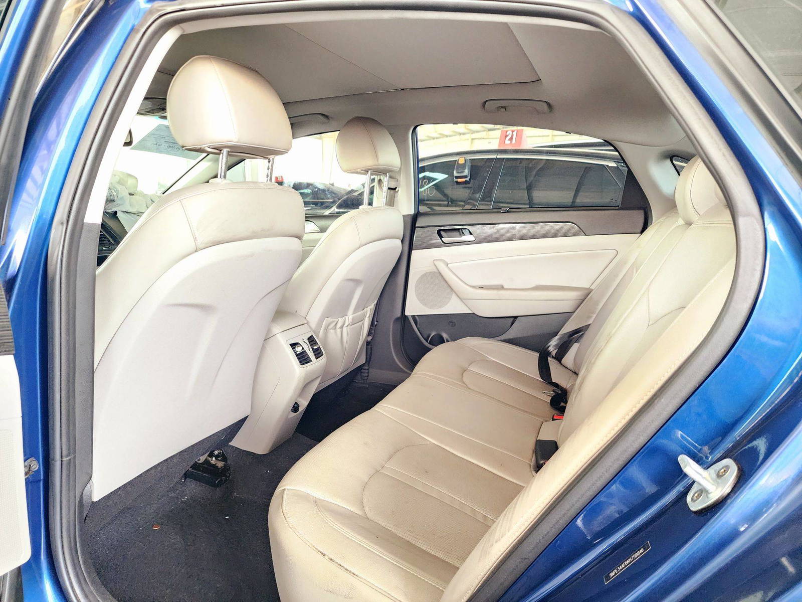 2019 HYUNDAI SONATA — 67588 Miles — Lot H759846 — Souq - Marhaba Auctions Used Cars - Image 6