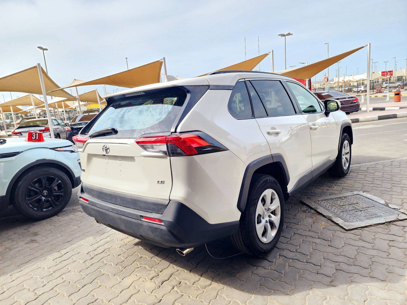 2020 TOYOTA RAV4 — 87152 Miles — Lot D054121 — Souq - Marhaba Auctions Used Cars - Image 3