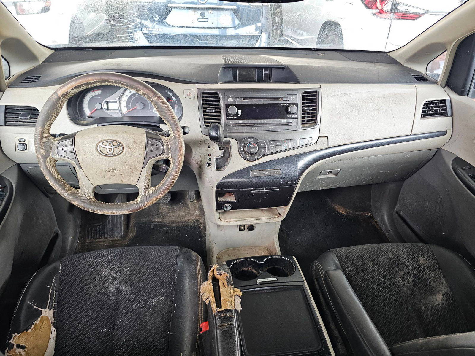 TOYOTA SIENNA 2014 - Marhaba Auction Used Cars - Image 7