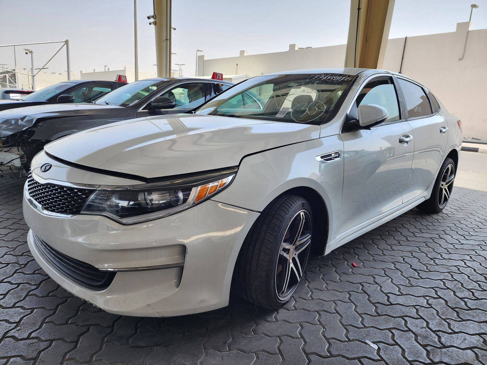 2016 KIA OPTIMA — 104323 Miles — Lot 4511 — Souq - Marhaba Auctions Used Cars - Image 5