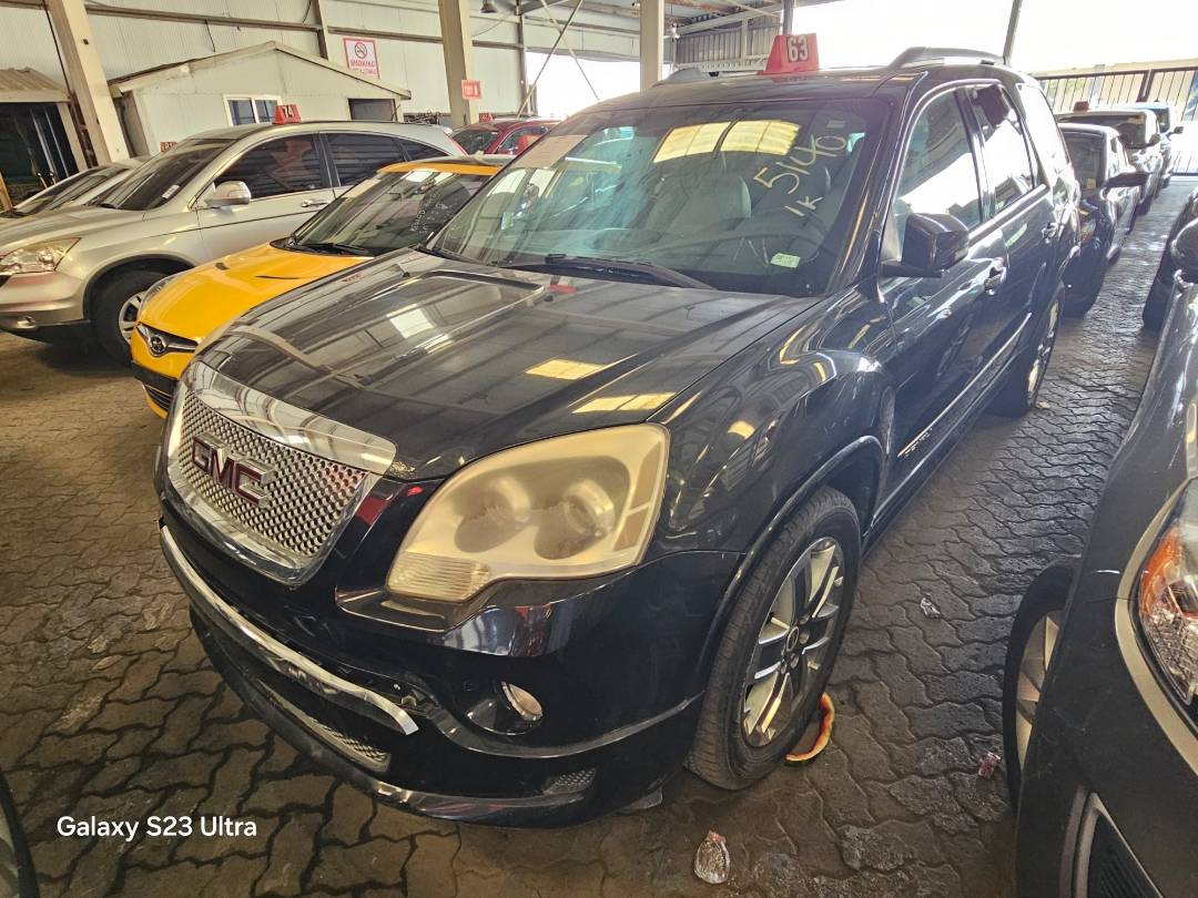 2011 GMC ACADIA — 182431 Miles — Lot 182 431 — Main - Marhaba Auctions Used Cars - Image 4