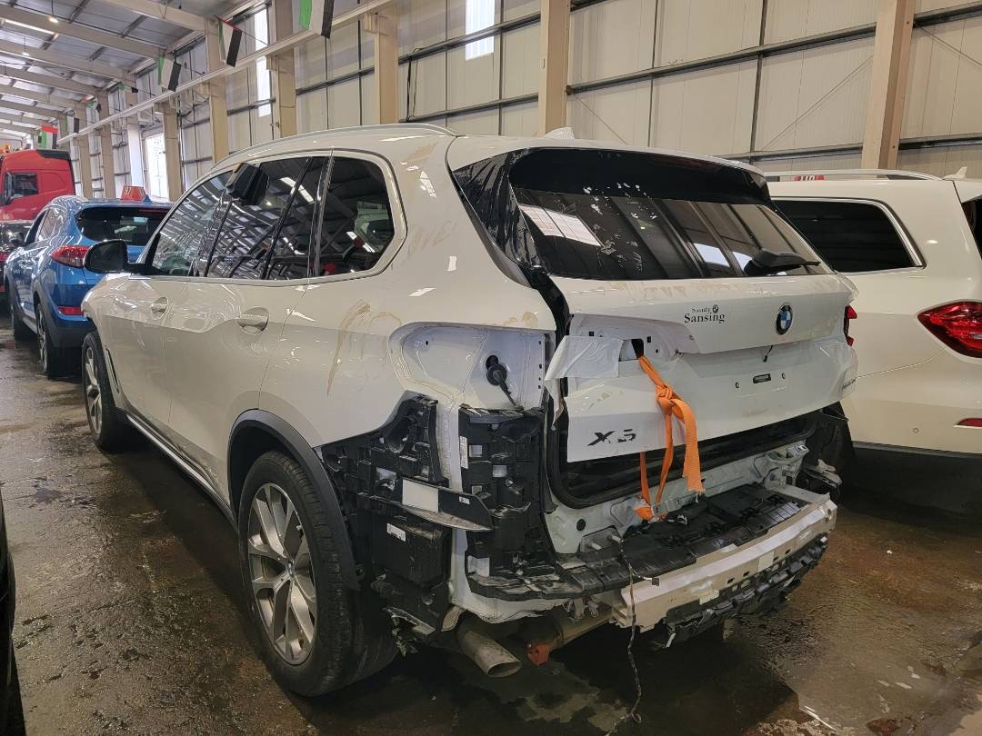2020 BMW X 5 — 30348 Miles — Lot B43312 — Main - Marhaba Auctions Used Cars - Image 3