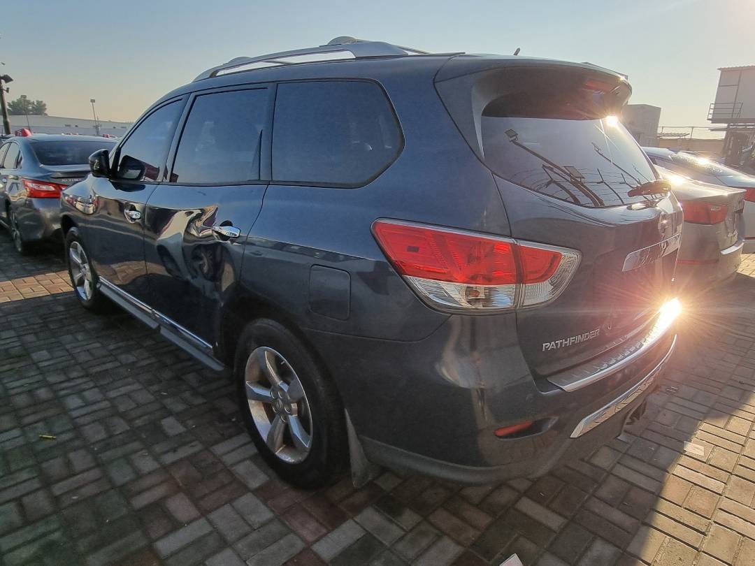 2014 NISSAN PATHFINDER — 168806 Miles — Lot 215487 — Ind. 12 - Marhaba Auctions Used Cars - Image 5