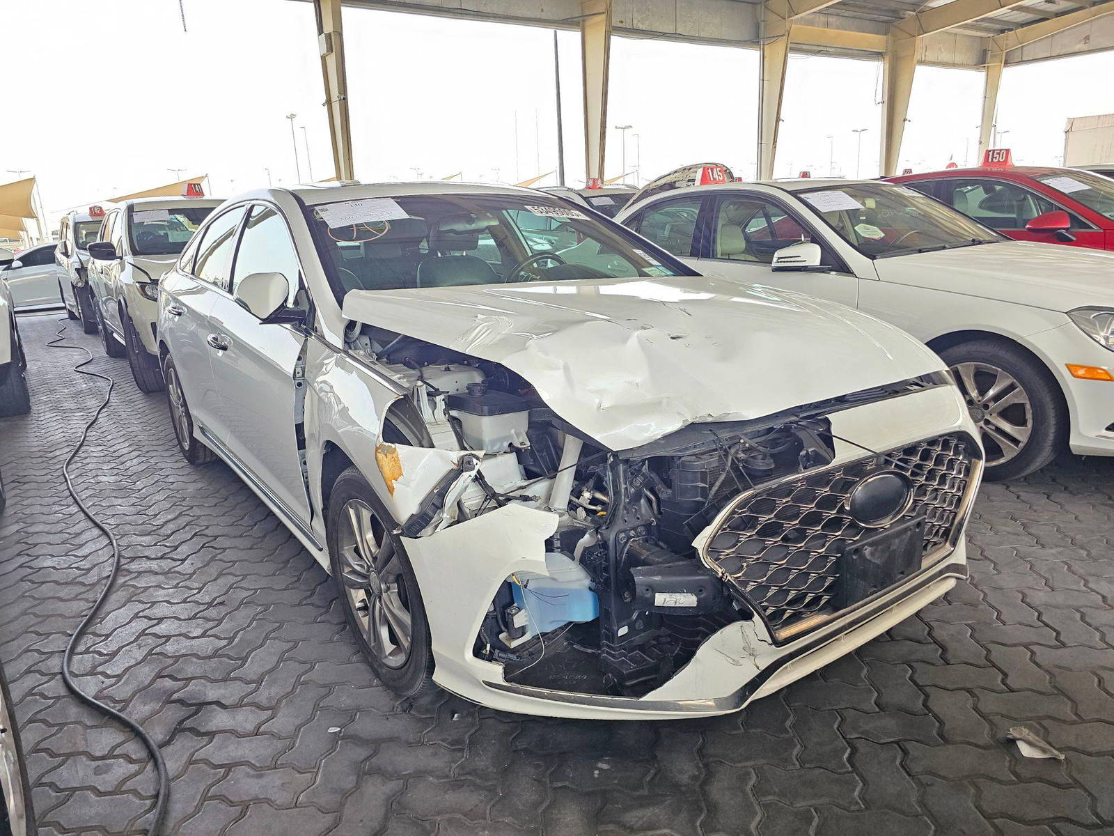 2018 HYUNDAI SONATA — 68730 Miles — Lot F6JH699615 — Souq - Marhaba Auctions Used Cars - Image 4