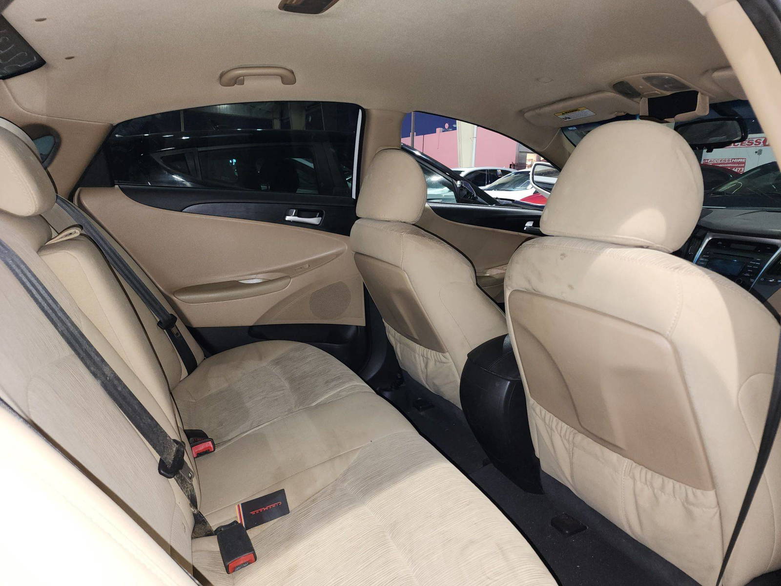 2013 HYUNDAI SONATA — 155341 Miles — Lot 48863244 — Souq - Marhaba Auctions Used Cars - Image 4