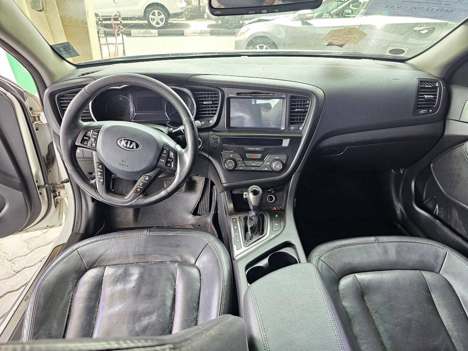 2013 KIA K5 — 187132 KM — Lot 27520 — Souq - Marhaba Auctions Used Cars - Image 7