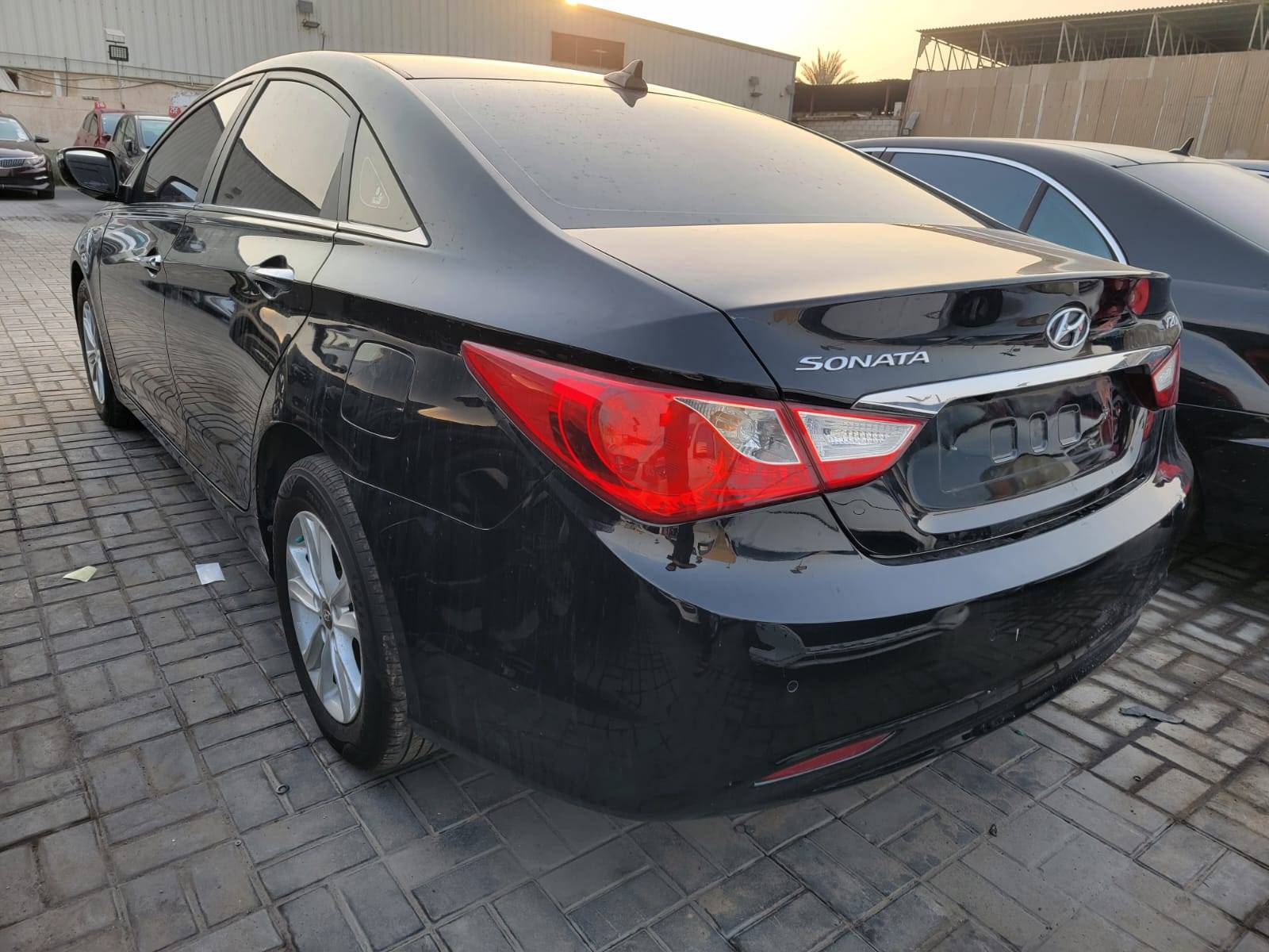 2012 HYUNDAI SONATA — 210784 KM — Lot 374132 — Ind. 12 - Marhaba Auctions Used Cars - Image 6