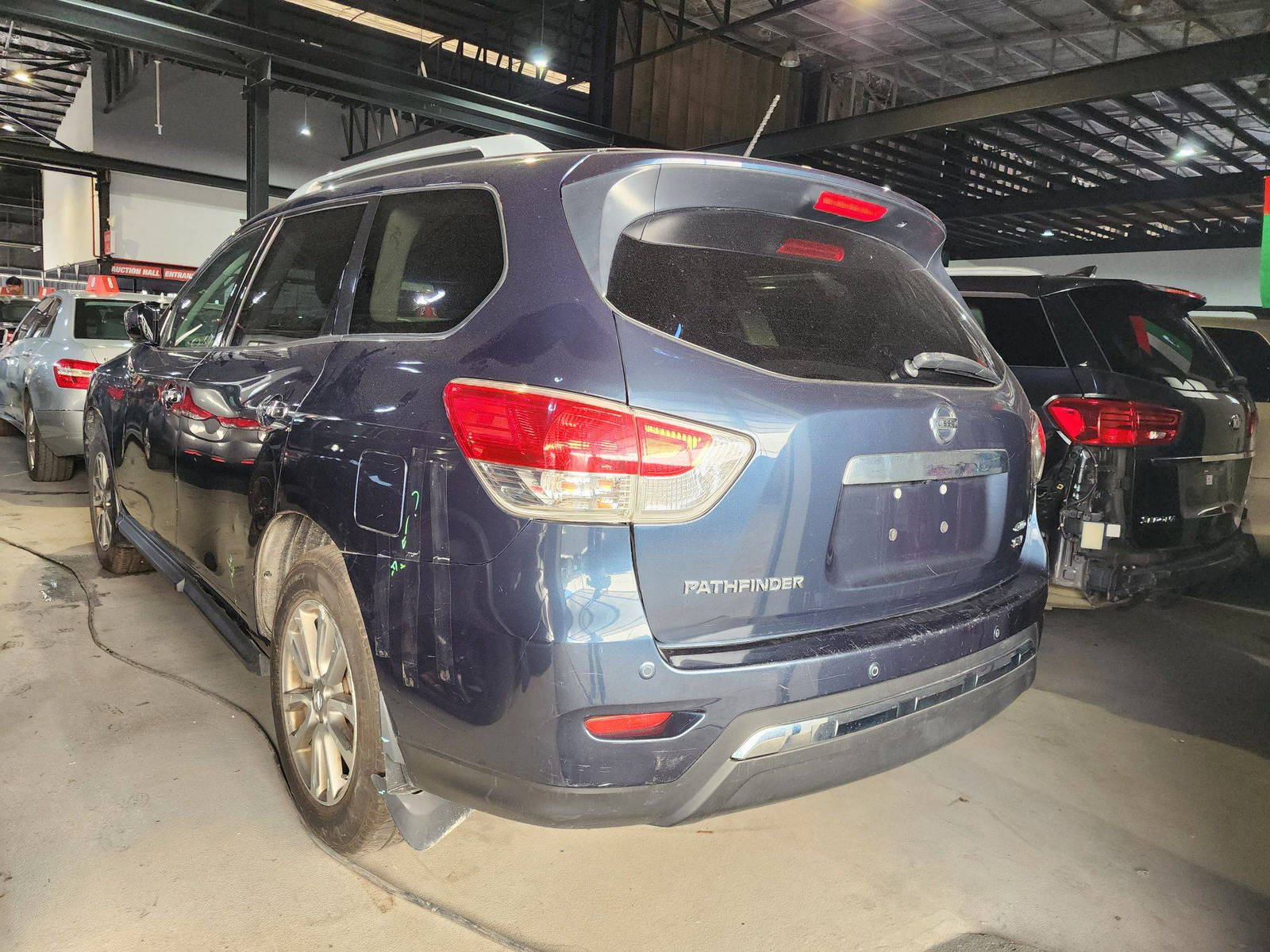 2015 NISSAN PATHFINDER — 235280 KM — Lot 67843174 — Al Quoz - Marhaba Auctions Used Cars - Image 5