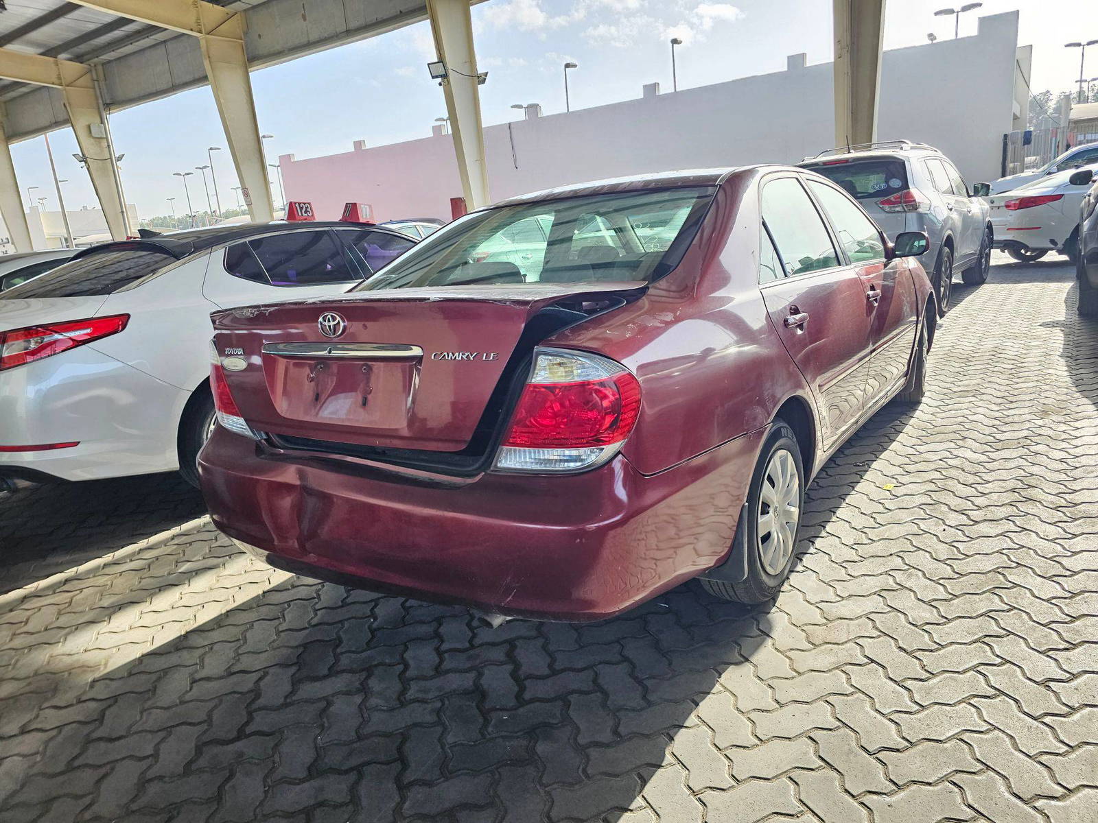 TOYOTA CAMRY 2005 - Marhaba Auction Used Cars - Image 4