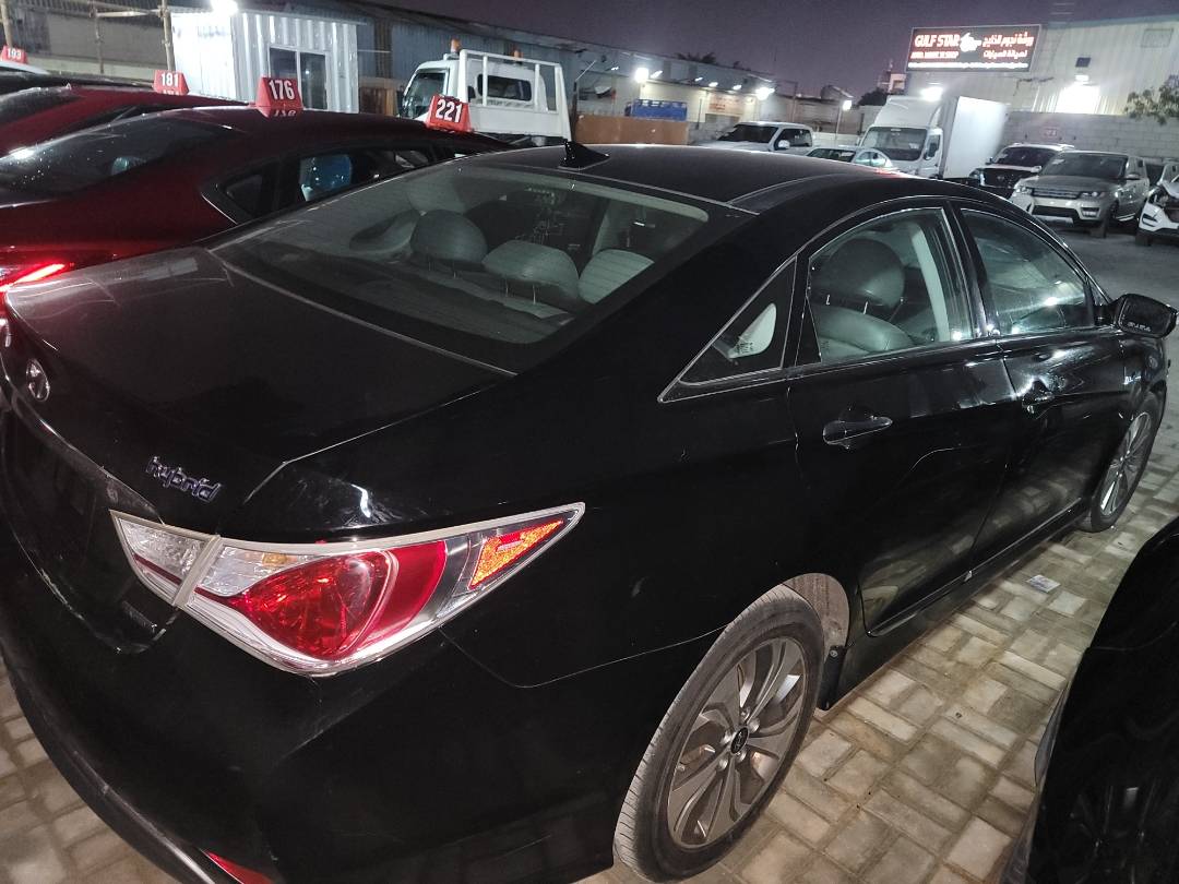 2015 HYUNDAI SONATA — 164150 Miles — Lot 74141633 - Marhaba Auctions Used Cars - Image 13