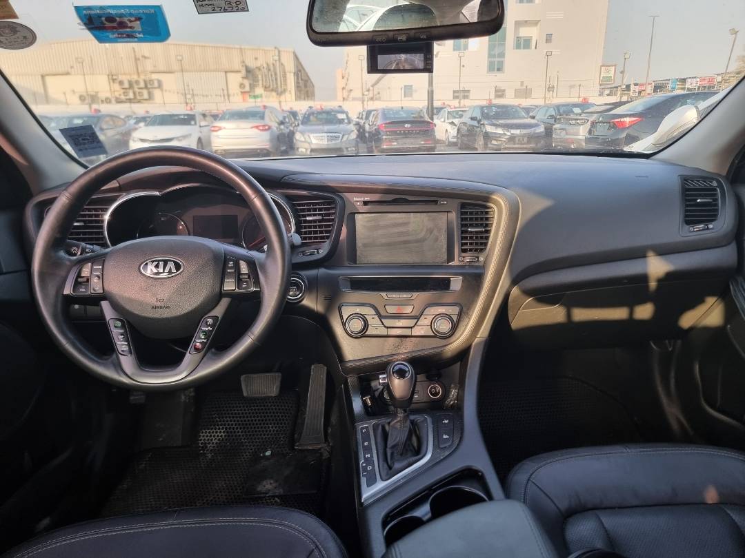 2014 KIA K5 — 276720 KM — Lot 056714 — Ind. 12 - Marhaba Auctions Used Cars - Image 8