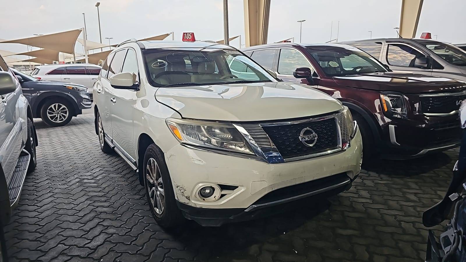 2015 NISSAN PATHFINDER — 137306 Miles — Lot M8FC623243 — Souq - Marhaba Auctions Used Cars - Image 4
