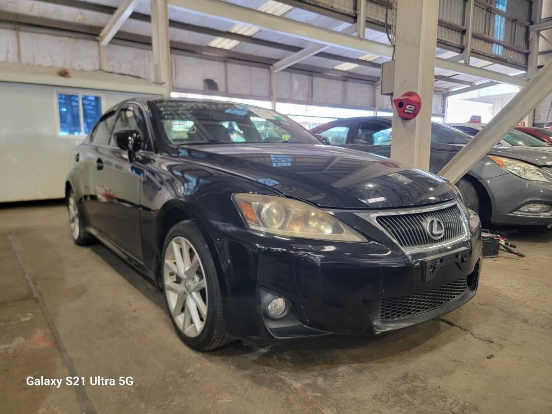 2012 LEXUS IS-350 — 170925 Miles — Lot 5C27C5002097 — Main - Marhaba Auctions Used Cars - Image 4