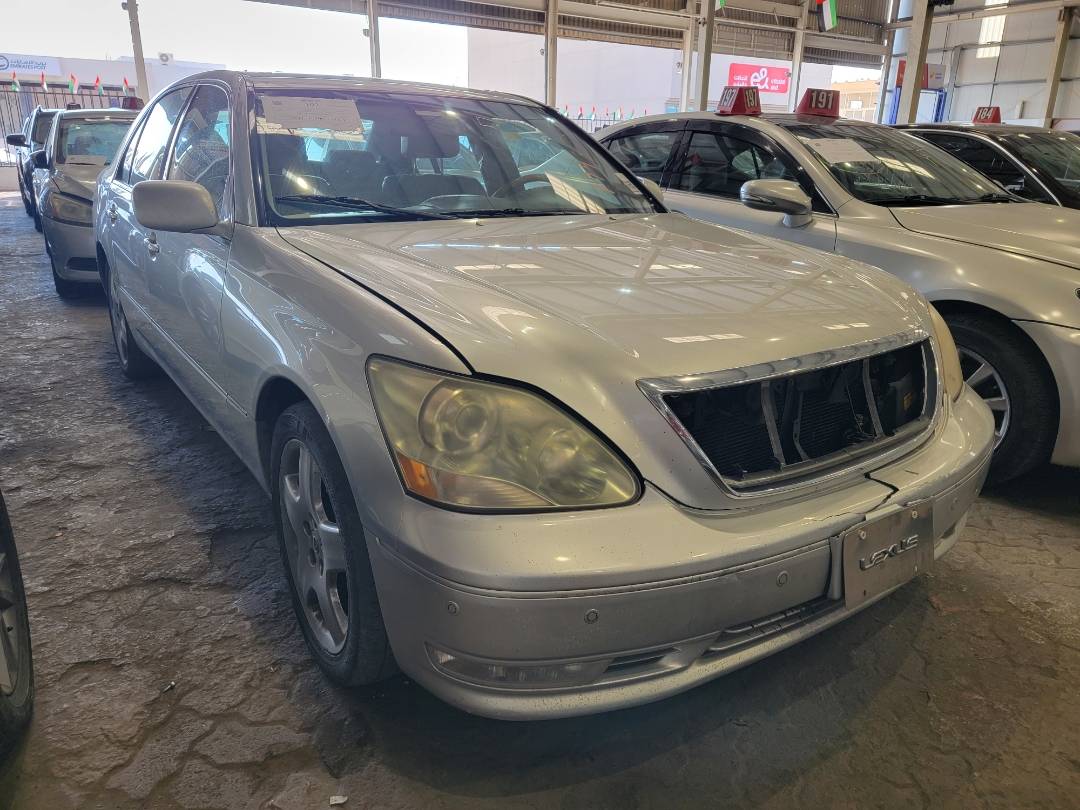 2005 LEXUS LS 430 — 225237 Miles — Lot 0179342 — Main - Marhaba Auctions Used Cars - Image 4