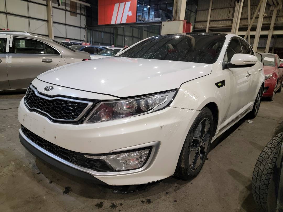 2013 KIA K5 — 209116 KM — Lot DA051073 — Main - Marhaba Auctions Used Cars - Image 5