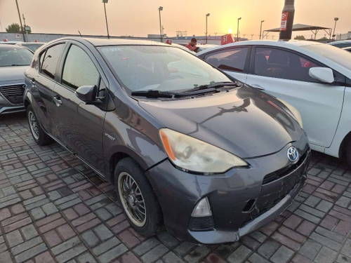 TOYOTA PRIUS C