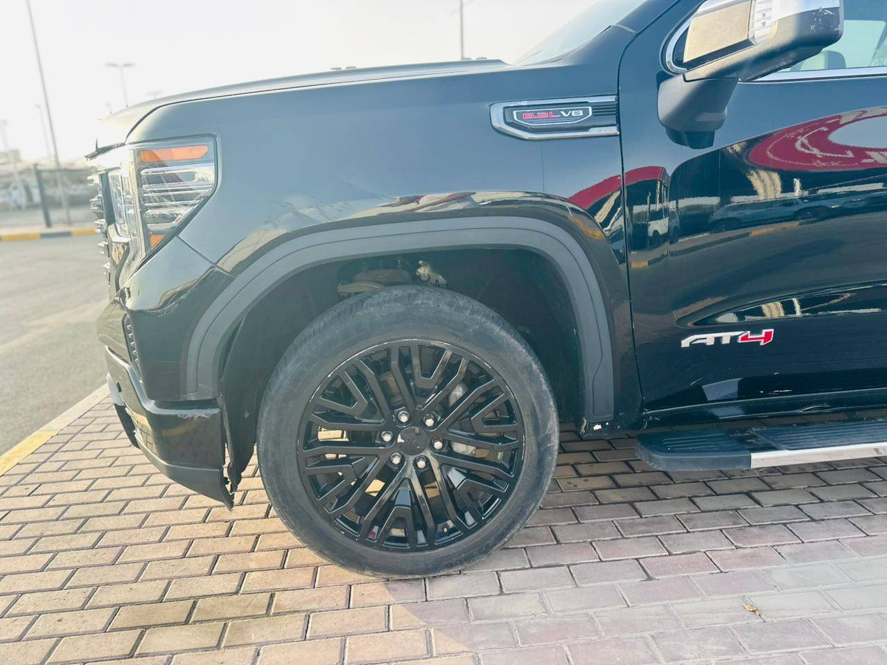 2022 GMC SIERRA — 85381 KM — Lot Z541416 — Souq - Marhaba Auctions Used Cars - Image 12