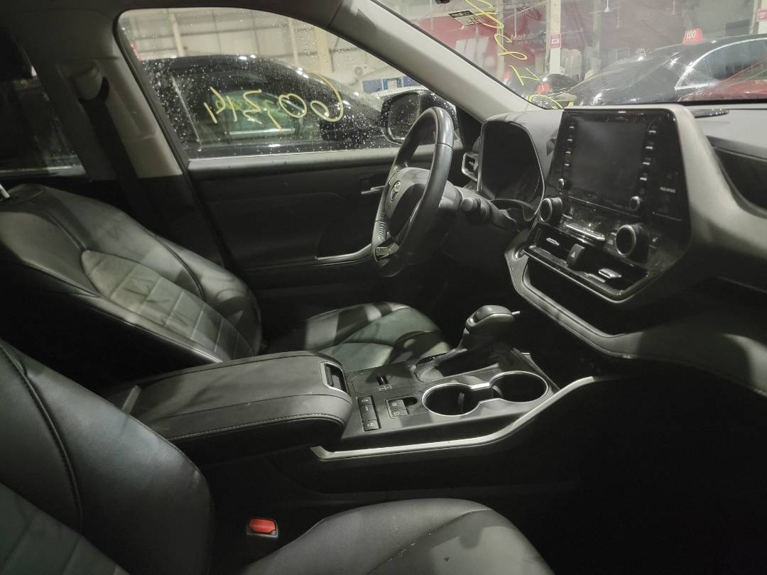 2021 TOYOTA HIGHLANDER — 60314 Miles — Lot S518240 - Marhaba Auctions Used Cars - Image 5