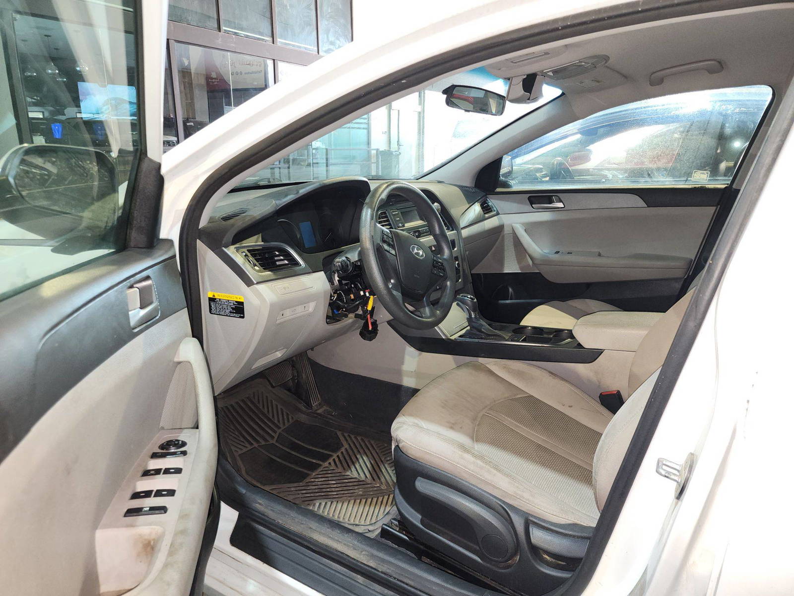 2015 HYUNDAI SONATA — 113000 Miles — Lot 55950875 — Main - Marhaba Auctions Used Cars - Image 9