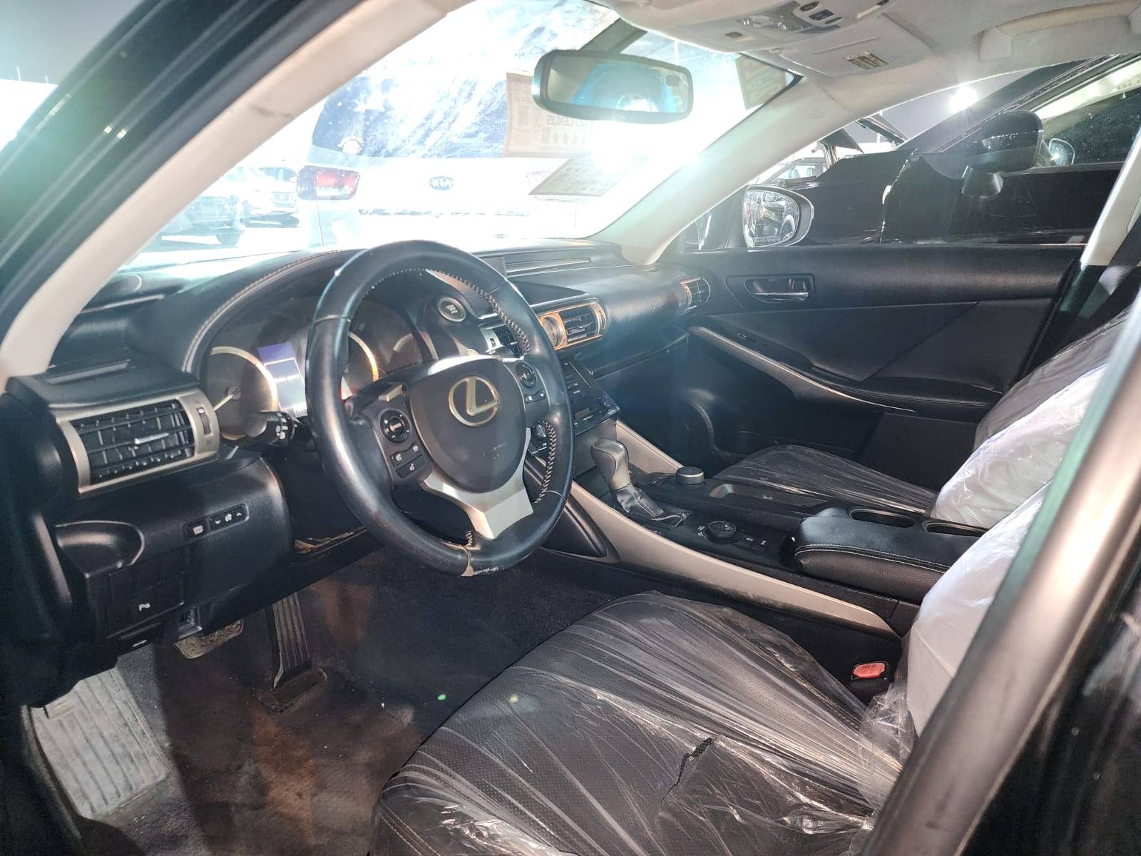 2014 LEXUS IS 250 — 75269 Miles — Lot 5009871 - Marhaba Auctions Used Cars - Image 9