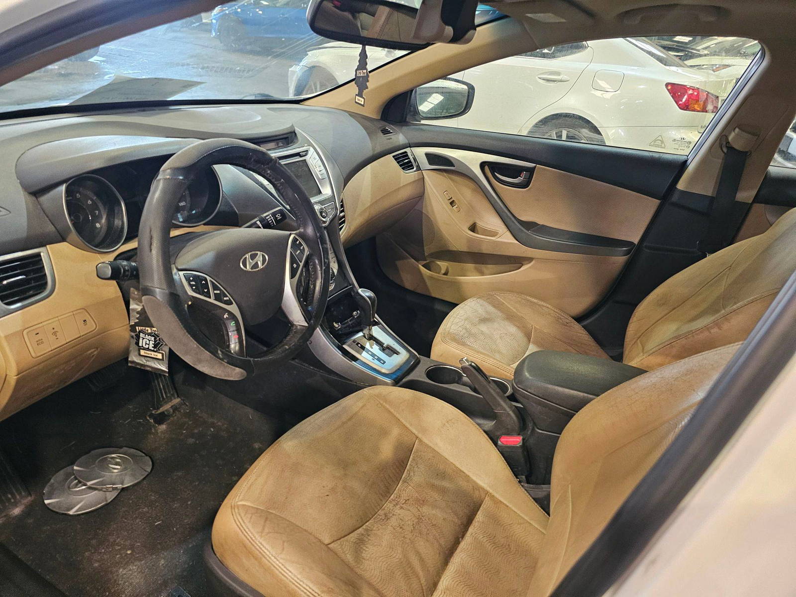 HYUNDAI ELANTRA 2012 - Marhaba Auction Used Cars - Image 8