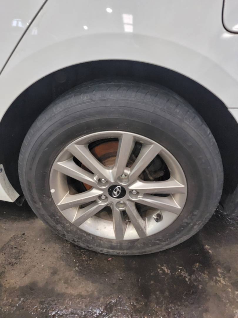 2016 HYUNDAI SONATA — 103591 Miles — Lot F4GH430587 — Main - Marhaba Auctions Used Cars - Image 9