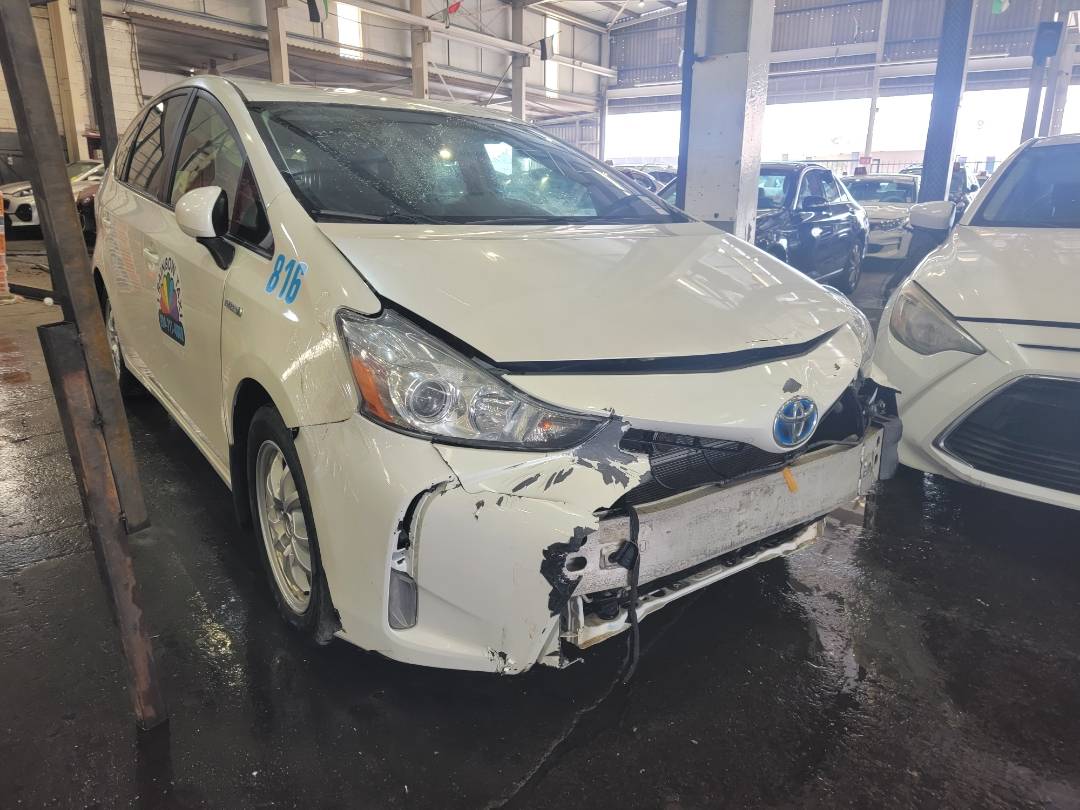 2016 TOYOTA PRIUS — Lot 20201805 — Main - Marhaba Auctions Used Cars - Image 5