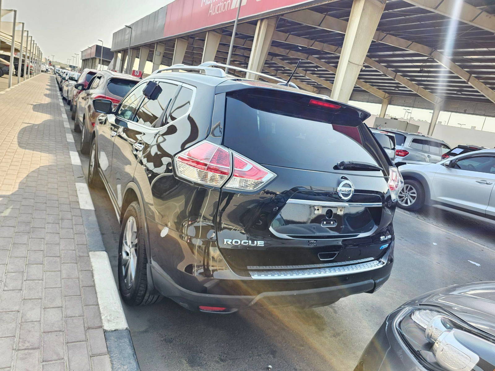 2014 NISSAN ROGUE — 160094 Miles — Lot EC817700 — Souq - Marhaba Auctions Used Cars - Image 3
