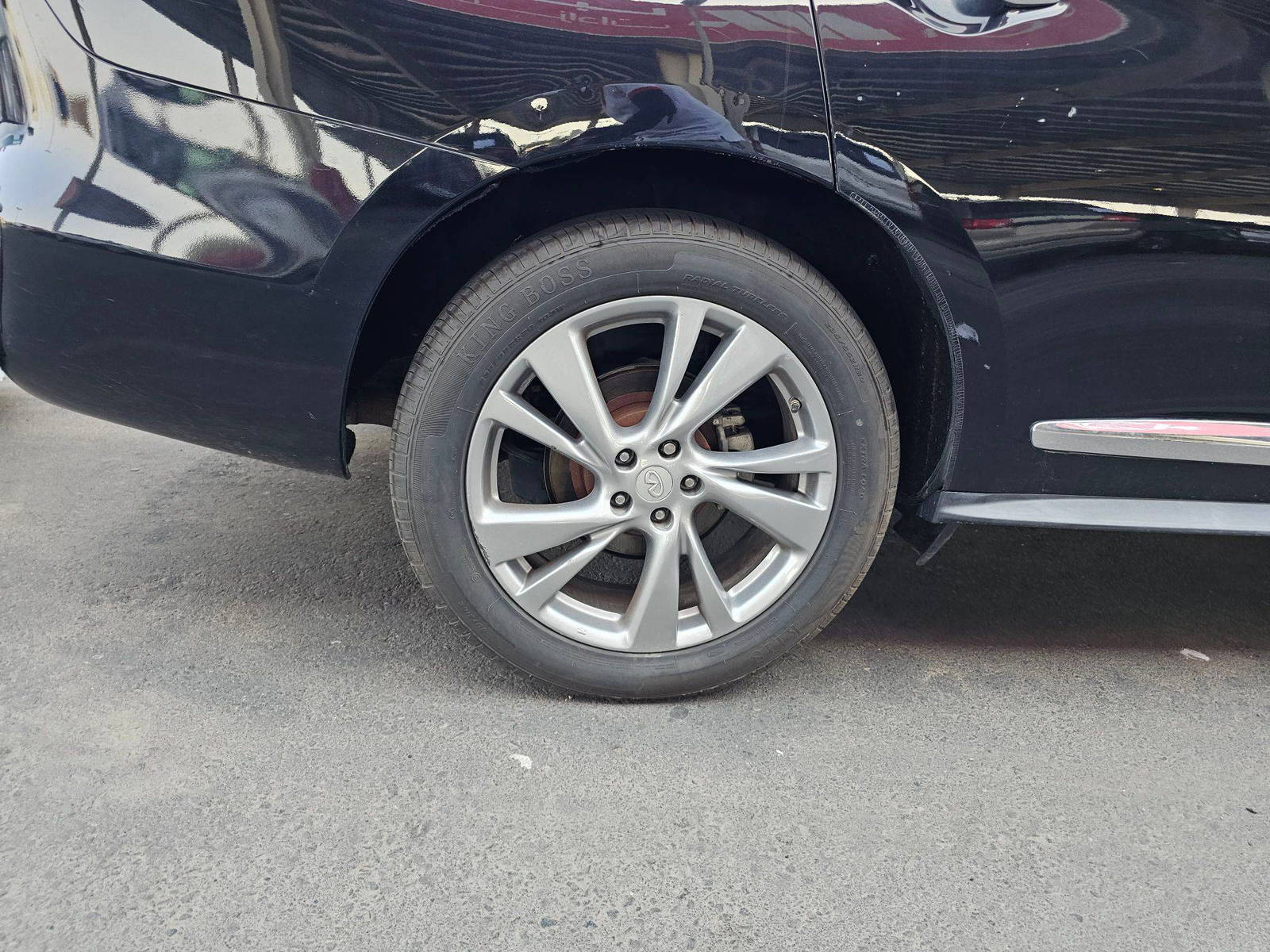 2013 INFINITI JX 35 — 143269 KM — Lot C312553 — Souq - Marhaba Auctions Used Cars - Image 12