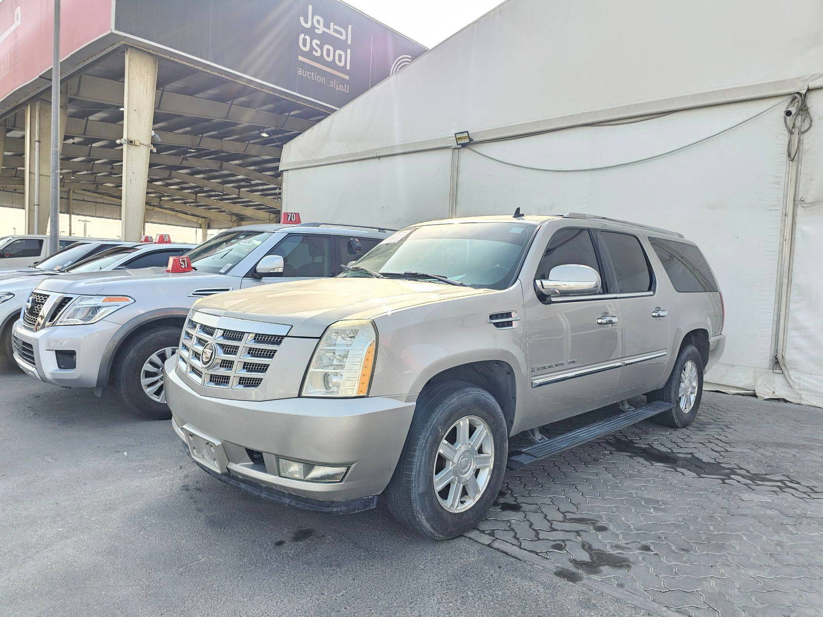2007 CADILLAC ESCALADE — 155140 KM — Lot 7R307961 — Souq - Marhaba Auctions Used Cars - Image 4