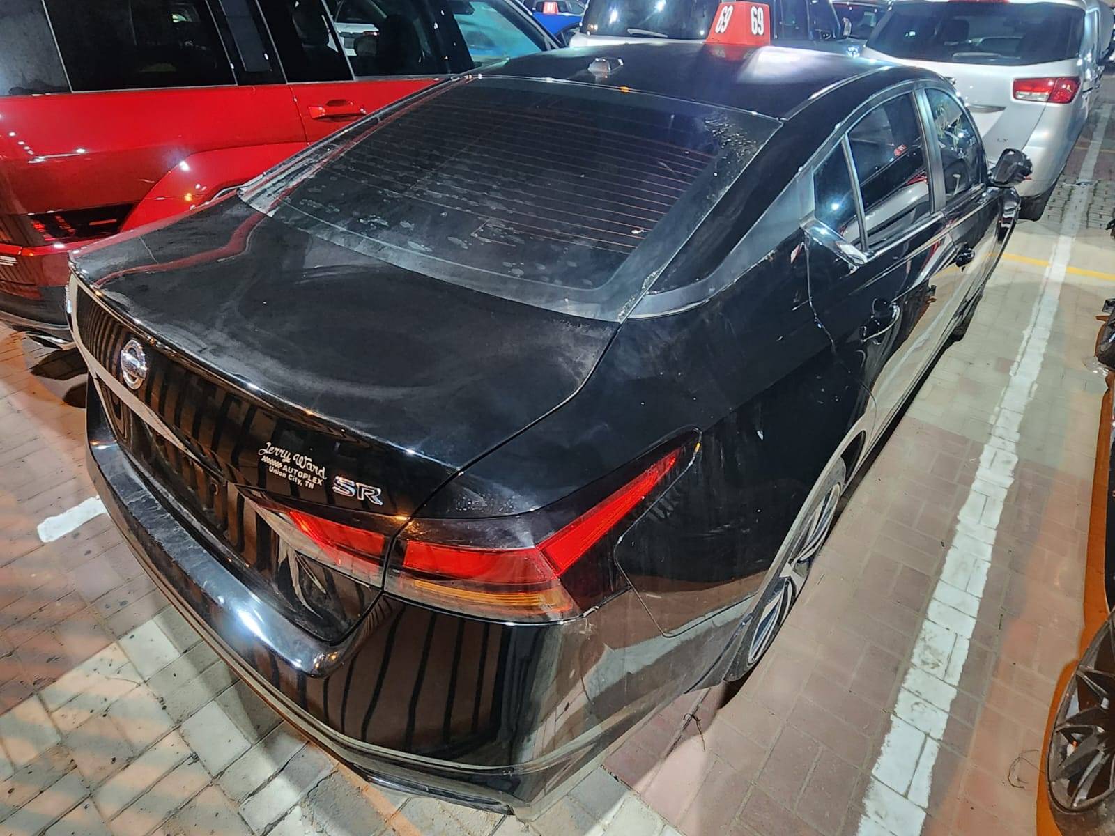 2019 NISSAN ALTIMA — 165164 Miles — Lot 43896067 — Al Sajaa - Marhaba Auctions Used Cars - Image 10