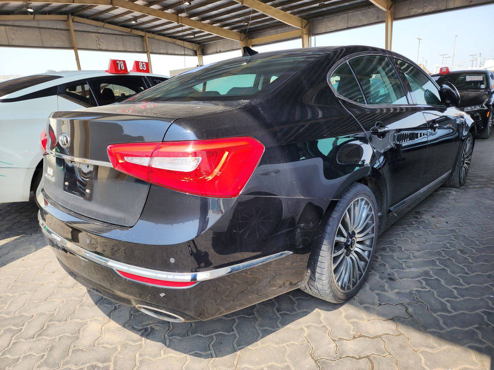 2014 KIA CADENZA — 85900 Miles — Lot 44196484 — Souq - Marhaba Auctions Used Cars - Image 3