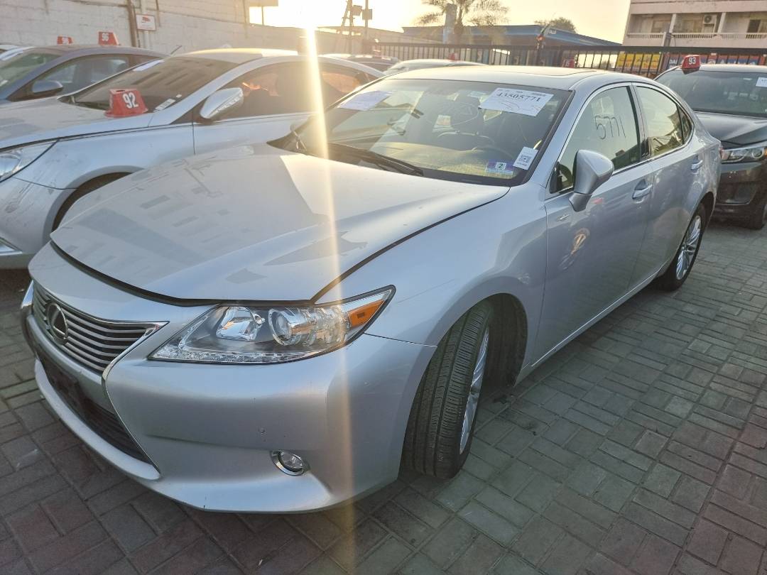 LEXUS ES 350 2015 - Marhaba Auction Used Cars - Image 13