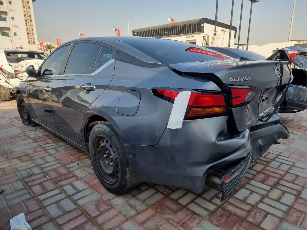 2020 NISSAN ALTIMA — 43468 Miles — Lot 66860 — Ind. 12 - Marhaba Auctions Used Cars - Image 6