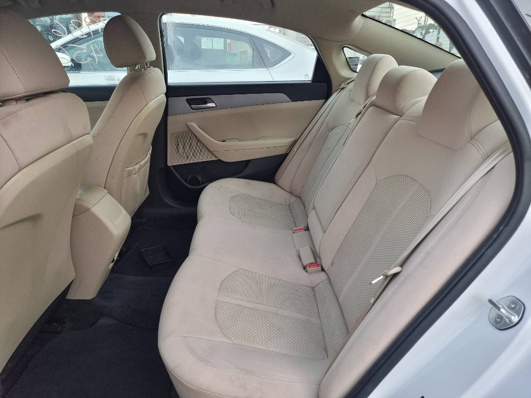 2018 HYUNDAI SONATA — 85107 Miles — Lot 125487 — Souq - Marhaba Auctions Used Cars - Image 6