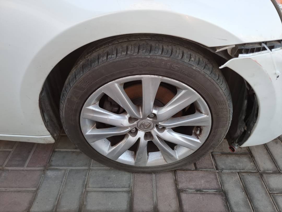 2014 LEXUS IS 250 — 122208 Miles — Lot 125487 — Souq - Marhaba Auctions Used Cars - Image 12
