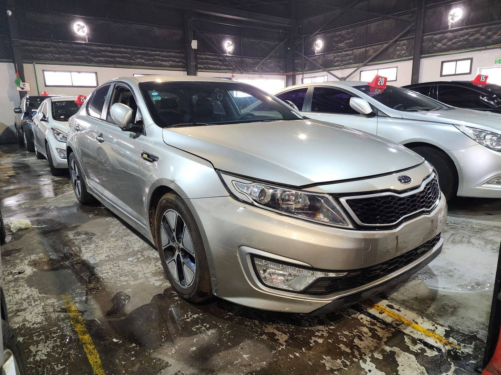 2012 KIA K5 — 133733 KM — Lot 005470 — Al Quoz - Marhaba Auctions Used Cars - Image 6