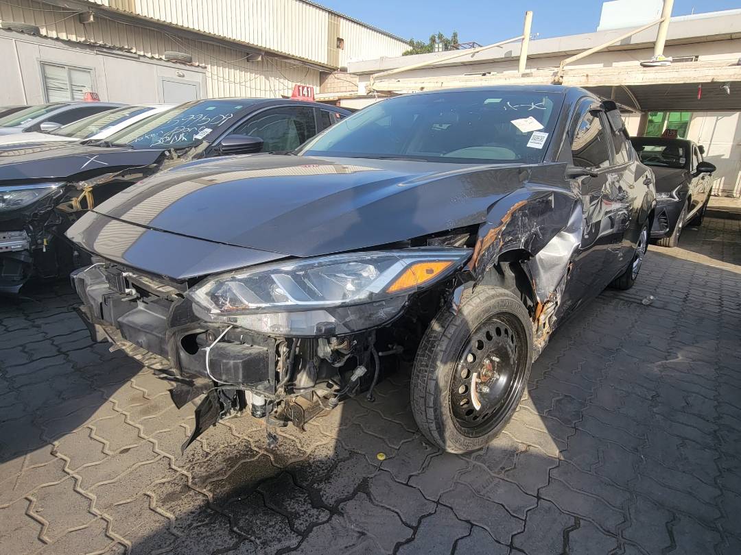 2020 NISSAN SENTRA — 29867 Miles — Lot 4LY275566 — Main - Marhaba Auctions Used Cars - Image 5